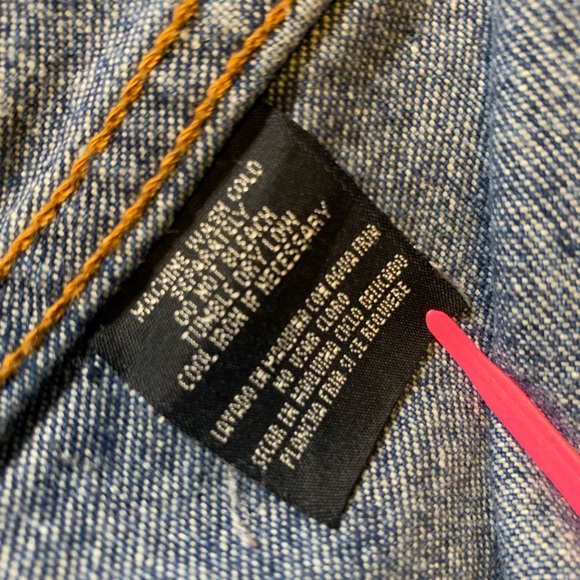 Vintage Izod trucker jean jacket, medium wash denim, size medium, four pockets - Picture 13 of 13